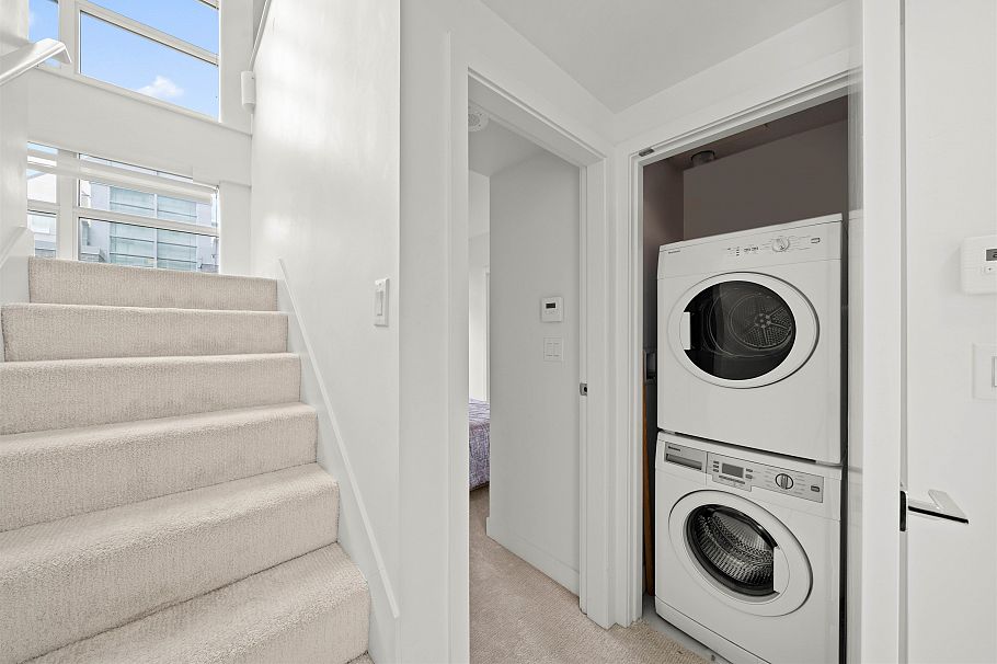 503 1283 Howe Street Vancouver, BC - 4