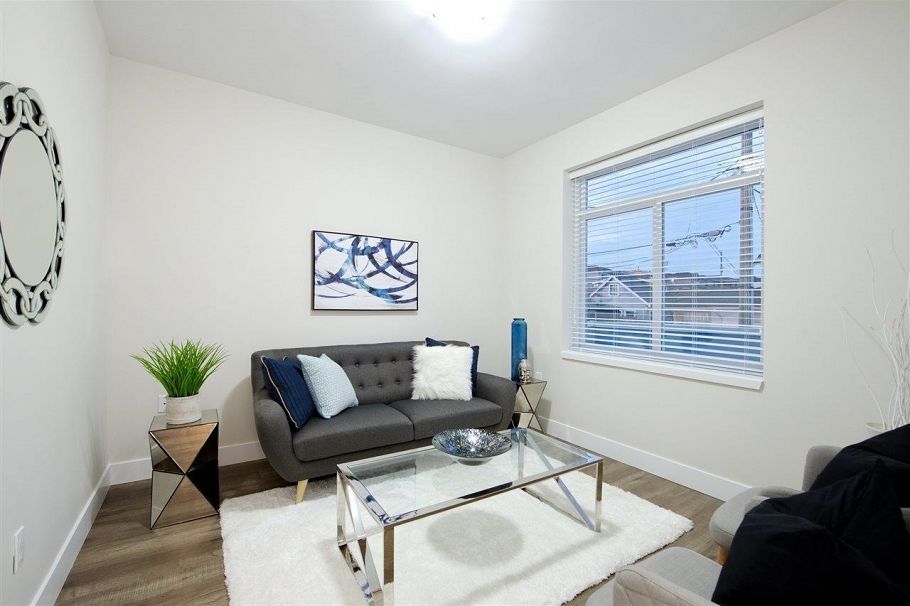 215 E 64th Avenue Vancouver, BC - 2