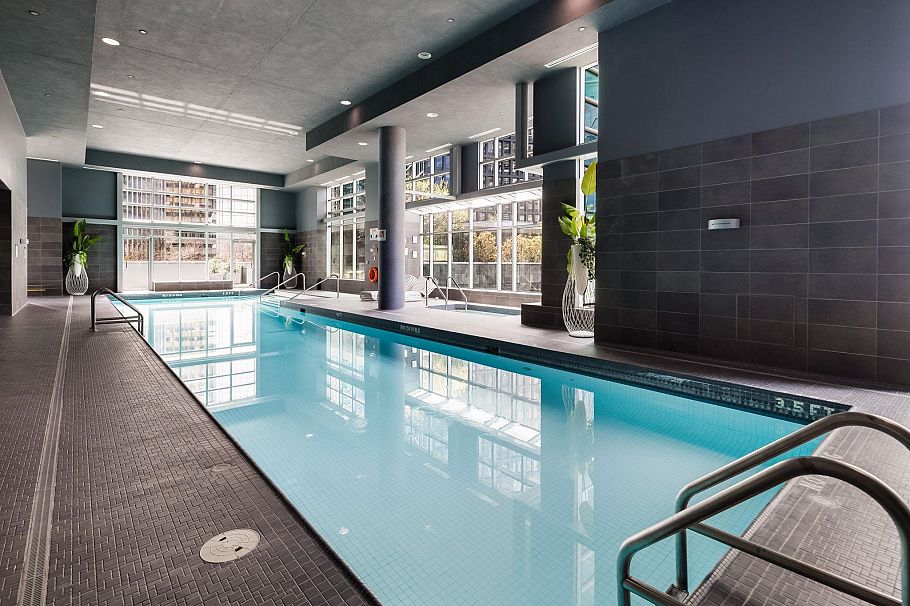 PH3101 277 Thurlow Street Vancouver, BC - 39
