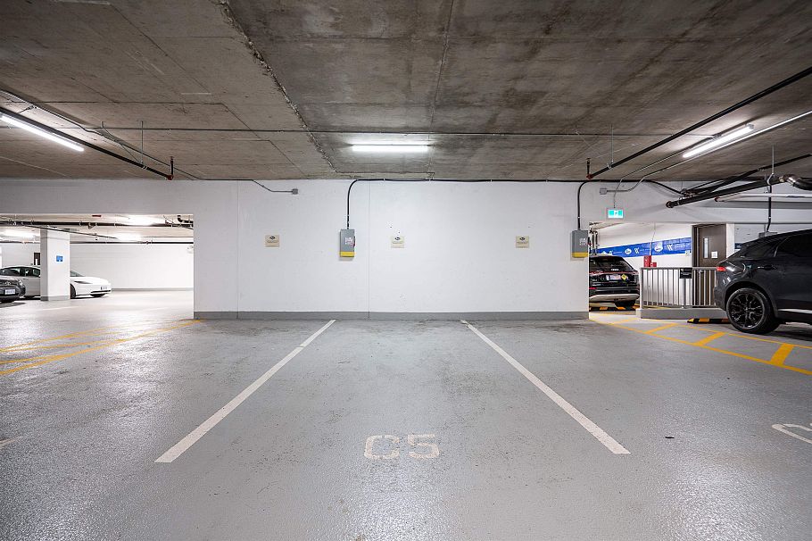 2406 1500 Fern Street North Vancouver, BC - 29