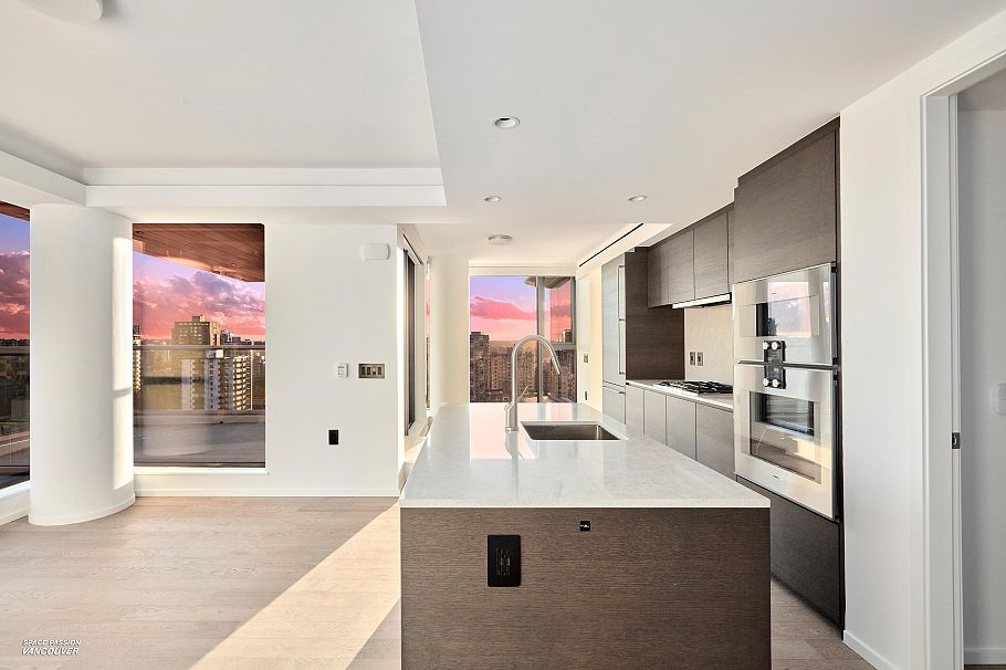 170X 1408 ROBSON STREET, Vancouver BC V6G 0E6 Vancouver, BC - 3