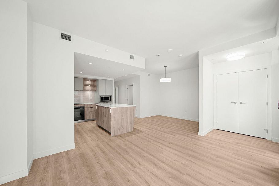1xx 755 HARBOURSIDE DRIVE, North Vancouver BC V7P 0G1 North Vancouver, BC - 7