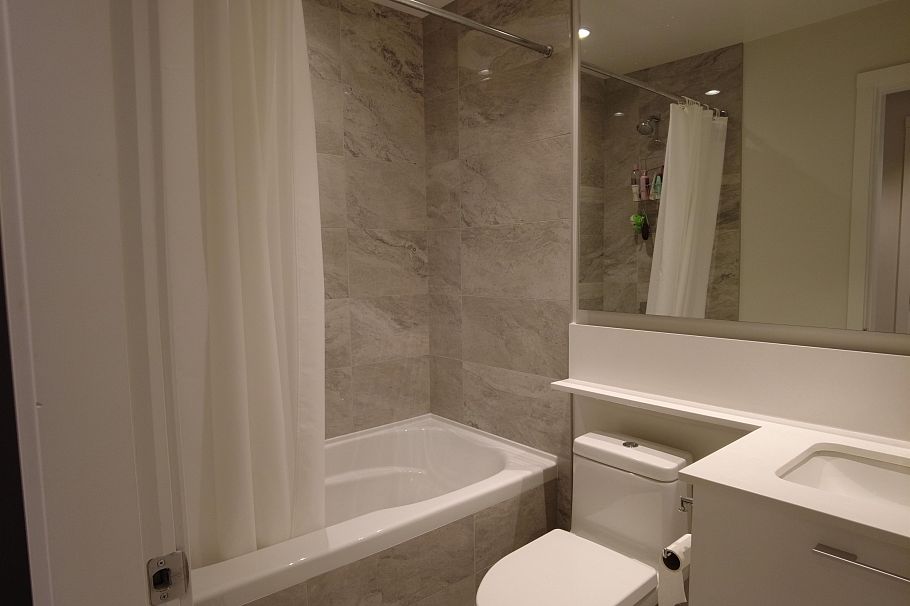 1105 5608 Berton Avenue Vancouver, BC - 8