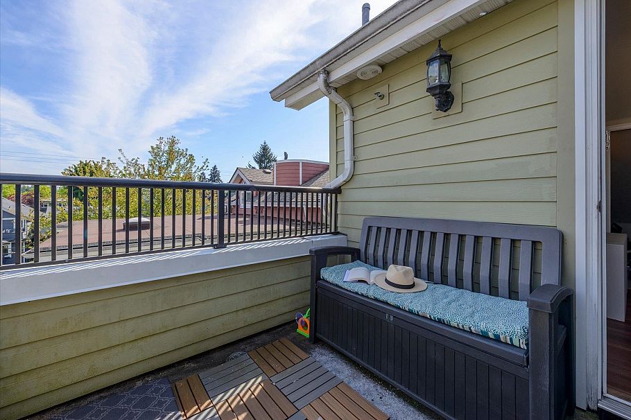 315 962 W 16th Avenue Vancouver, BC - 26