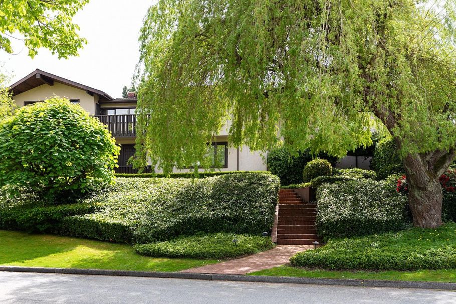 2296 W 32nd Avenue Vancouver, BC - 3