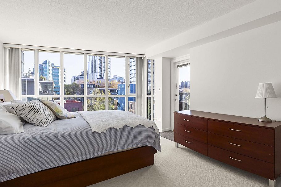 611 1425 W 6th Avenue Vancouver, BC - 27