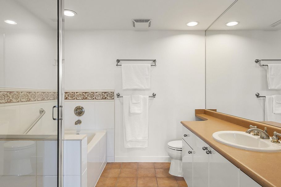 611 1425 W 6th Avenue Vancouver, BC - 30