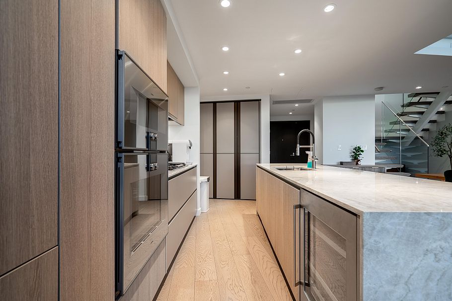 2406 1500 Fern Street North Vancouver, BC - 9