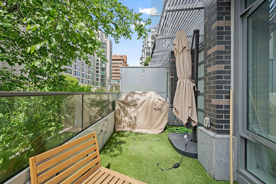 503 1283 Howe Street Vancouver, BC - 16