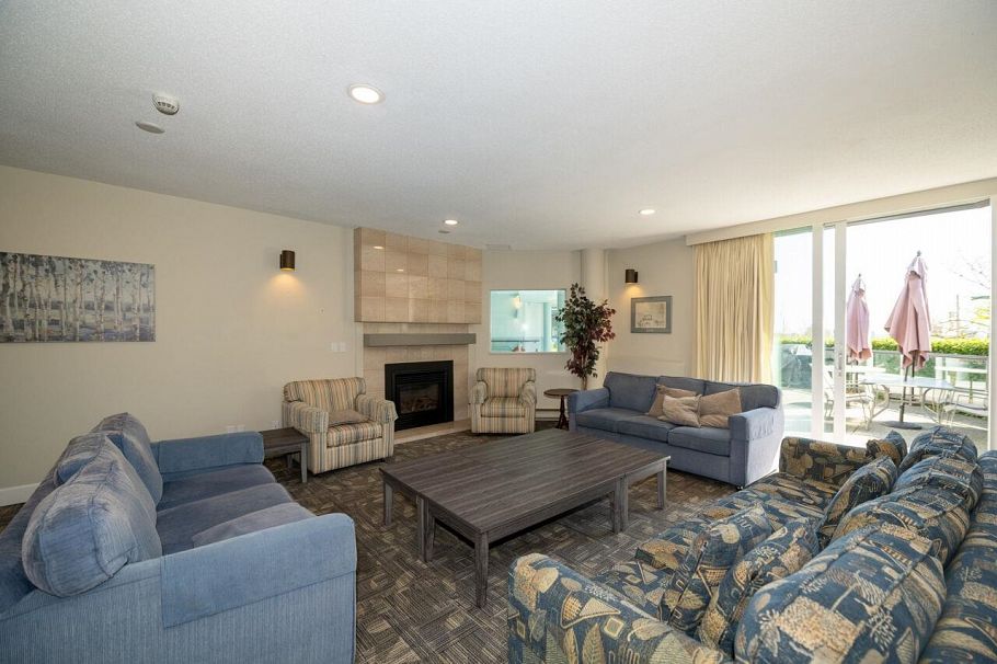 322 121 W 29 Street North Vancouver, BC - 27