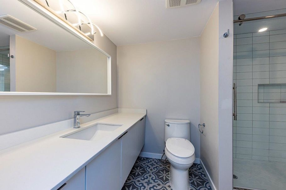 602 505 Lonsdale Avenue North Vancouver, BC - 13