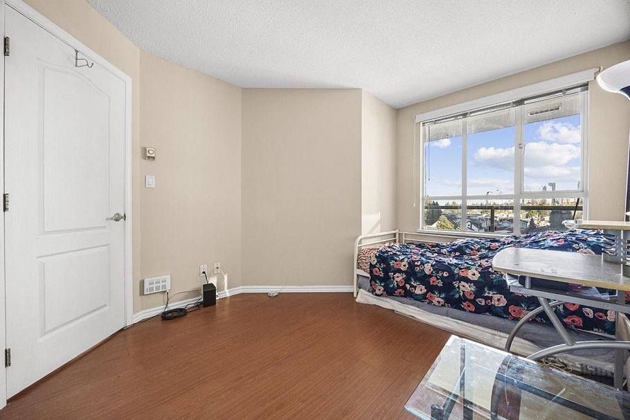 910 3489 Ascot Place Vancouver, BC - 10