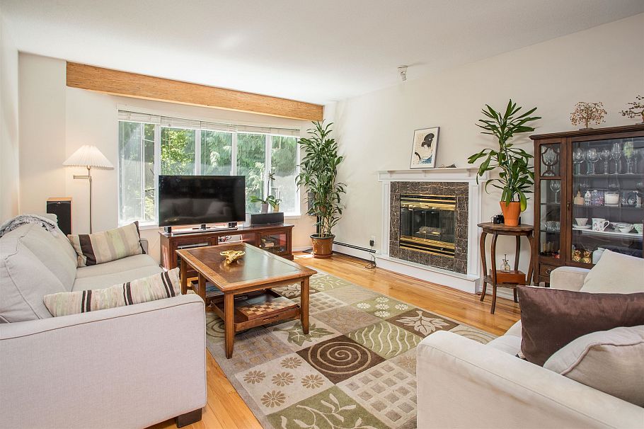 2945 W 12th Avenue Vancouver, BC - 13