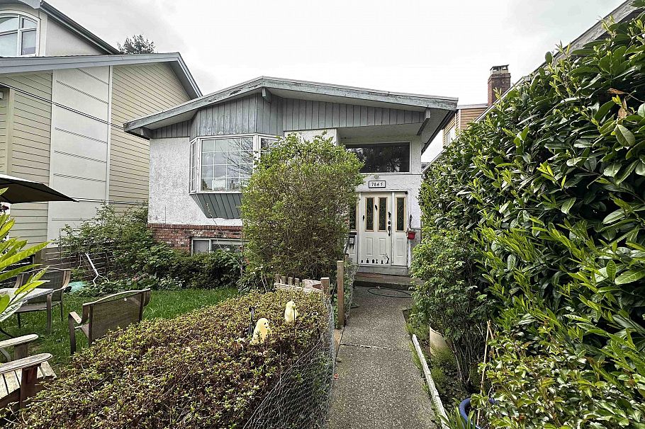7865 French Street Vancouver, BC - 2