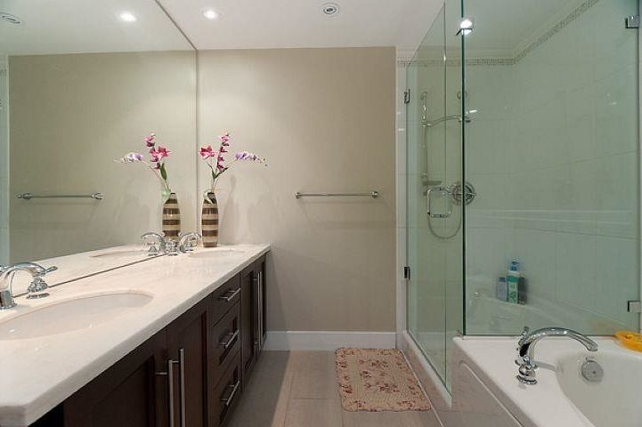 320 4685 Valley Drive Vancouver, BC - 9