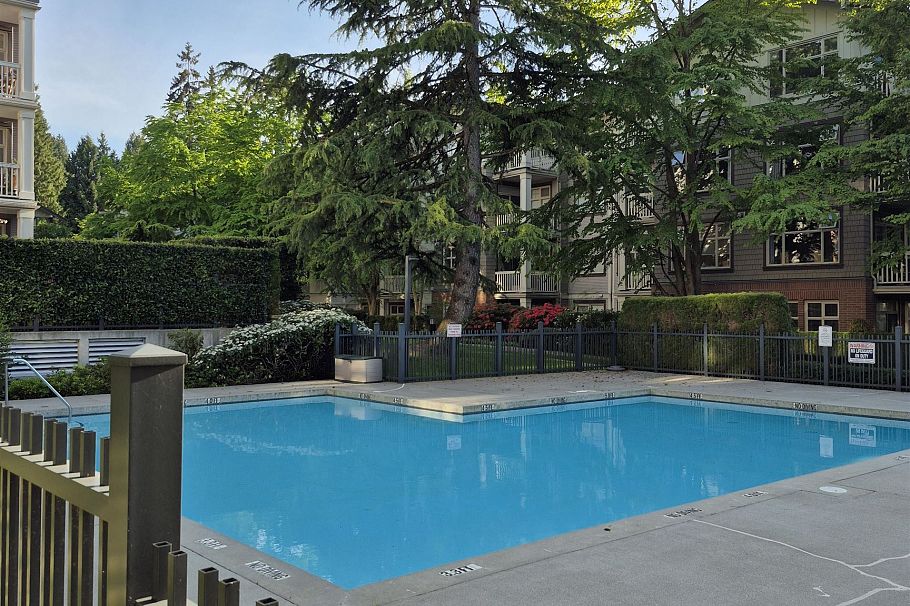 320 4685 Valley Drive Vancouver, BC - 15
