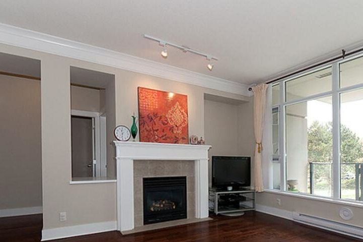320 4685 Valley Drive Vancouver, BC - 3