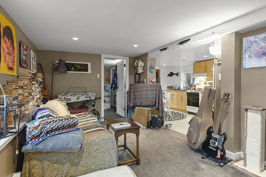 2258 Oxford Street Vancouver, BC - 25