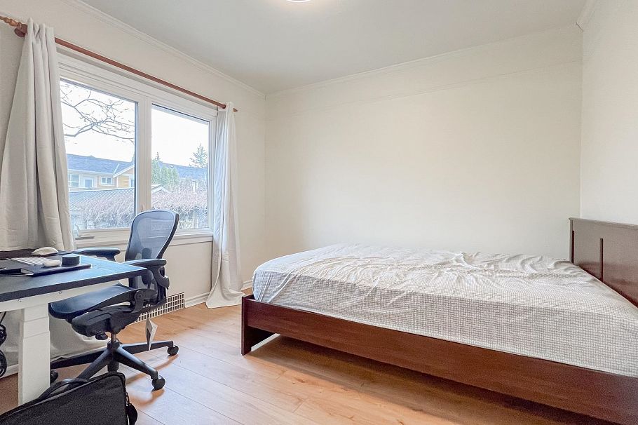 1165 E 26th Avenue Vancouver, BC - 8