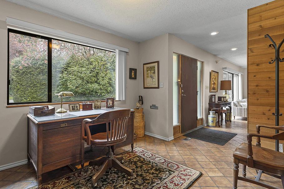 3956 W 38th Avenue Vancouver, BC - 5