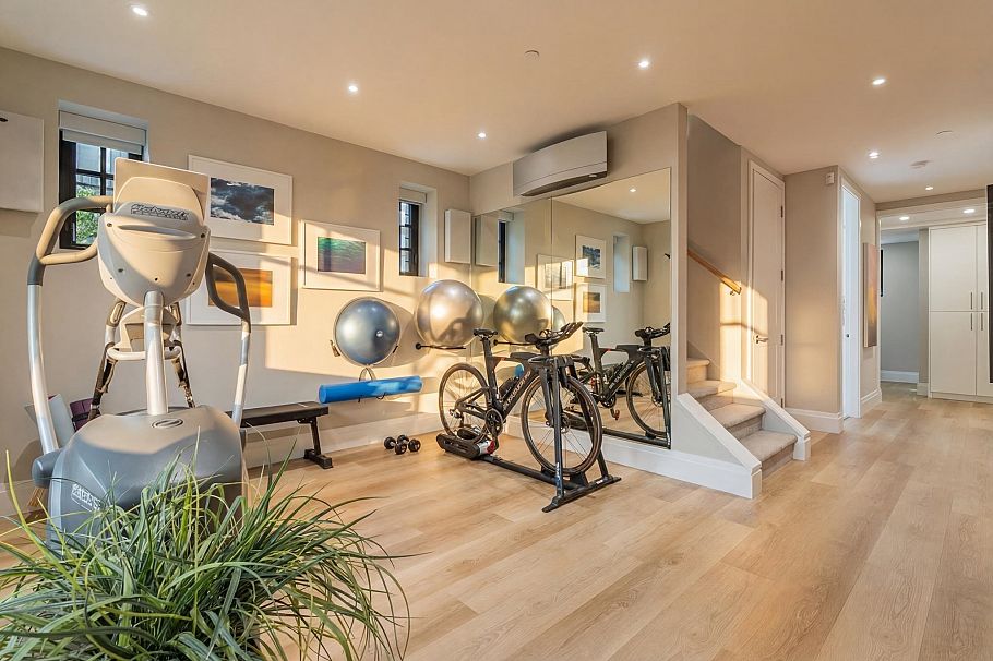 820 W 23rd Avenue Vancouver, BC - 27