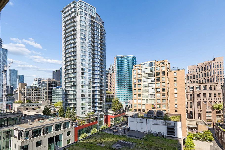 1205 888 Homer Street Vancouver, BC - 24