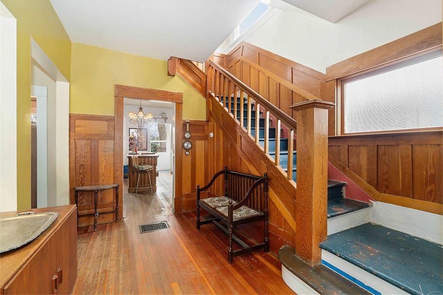 1783 E 37th Avenue Vancouver, BC - 10