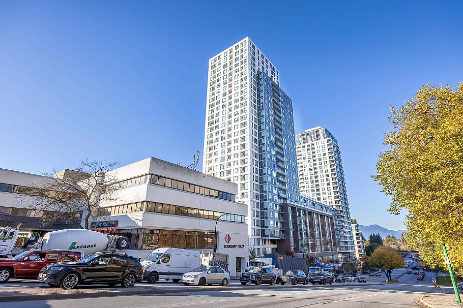 915 5665 Boundary Road Vancouver, BC - 1