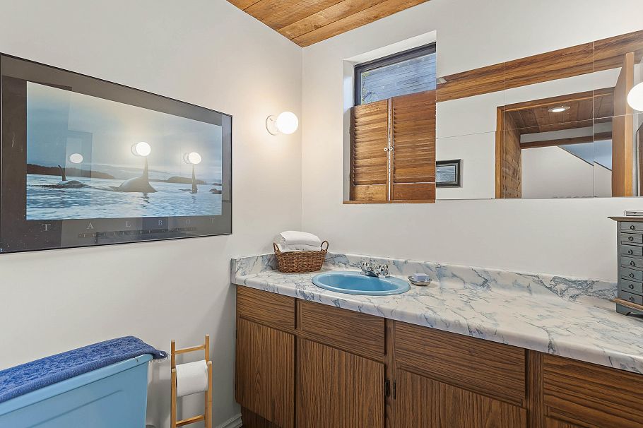3956 W 38th Avenue Vancouver, BC - 20