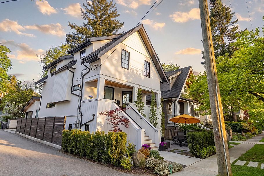 820 W 23rd Avenue Vancouver, BC - 34