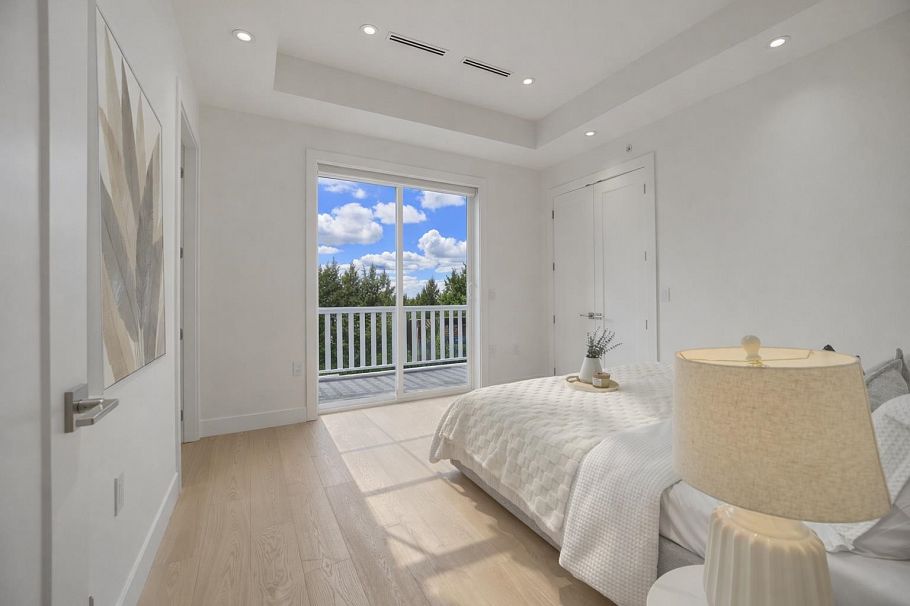 3112 W 42nd Avenue Vancouver, BC - 7
