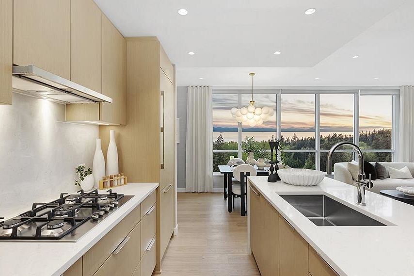 310 6036 Gray Avenue Vancouver, BC - 5