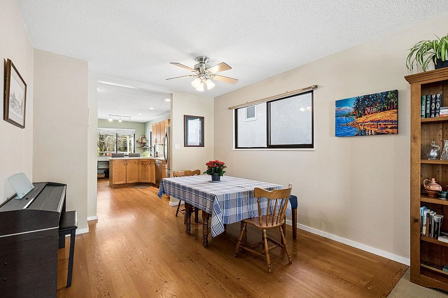 2050 E 13th Avenue Vancouver, BC - 11