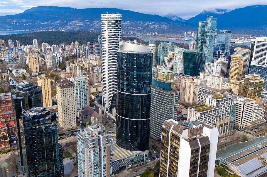 4303 938 Nelson Street Vancouver, BC - 3