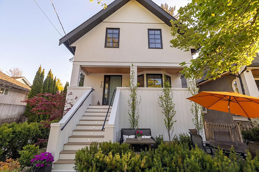 820 W 23rd Avenue Vancouver, BC - 32