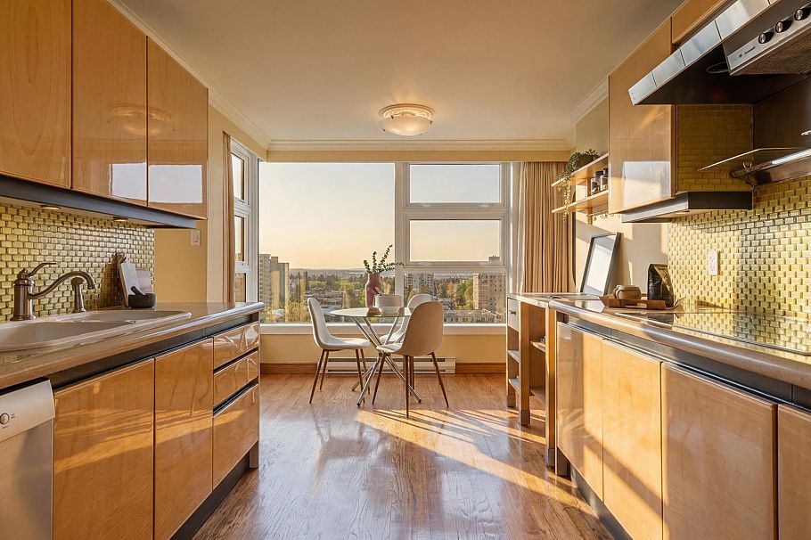 903 2350 W 39th Avenue Vancouver, BC - 9