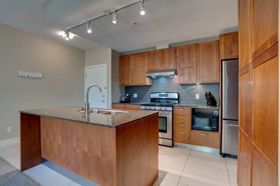 207 5955 Iona Drive Vancouver, BC - 14
