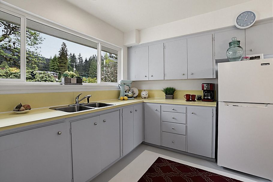 509 Granada Crescent North Vancouver, BC - 13
