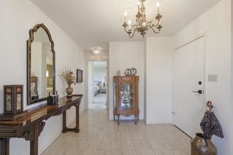 900 1685 W 14th Avenue Vancouver, BC - 3