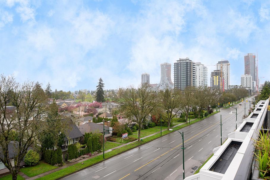 2 128 W Woodstock Avenue Vancouver, BC - 15