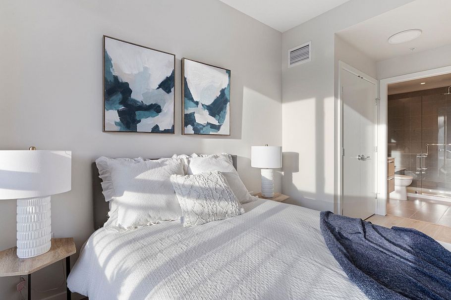 312 110 E 17th Street North Vancouver, BC - 14