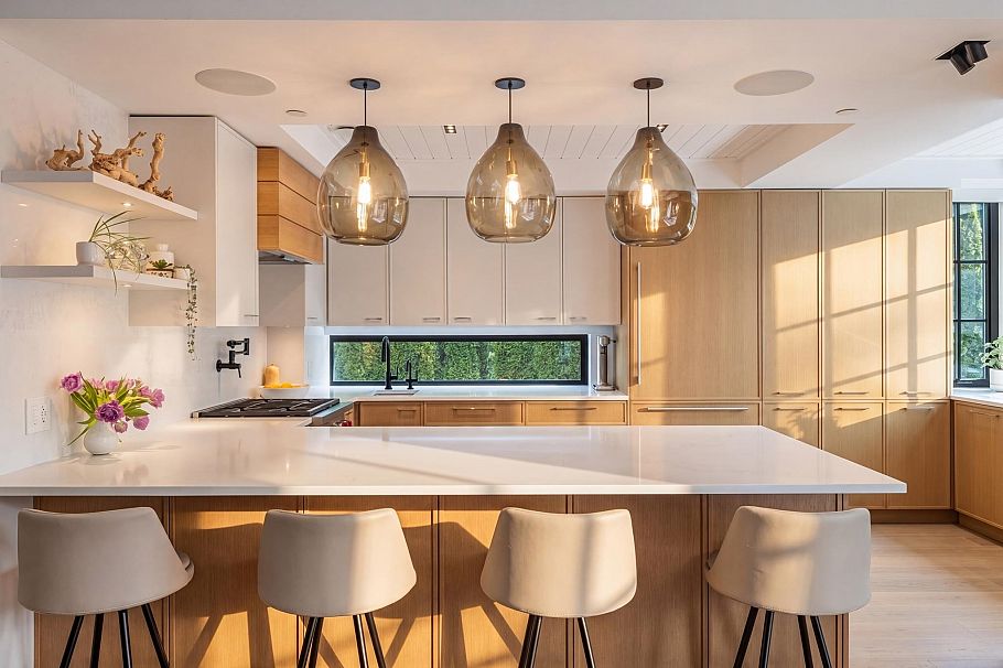 820 W 23rd Avenue Vancouver, BC - 2