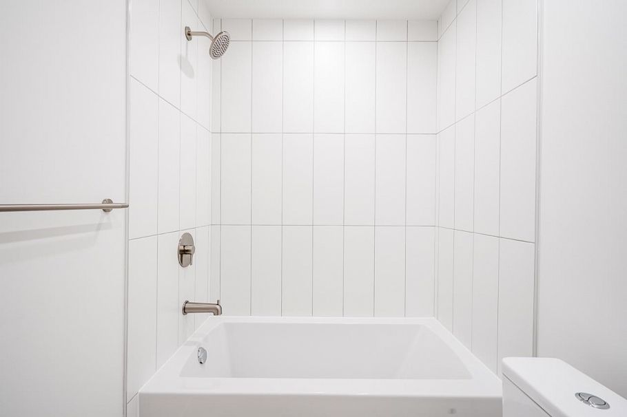412 3596 Malsum Drive North Vancouver, BC - 24
