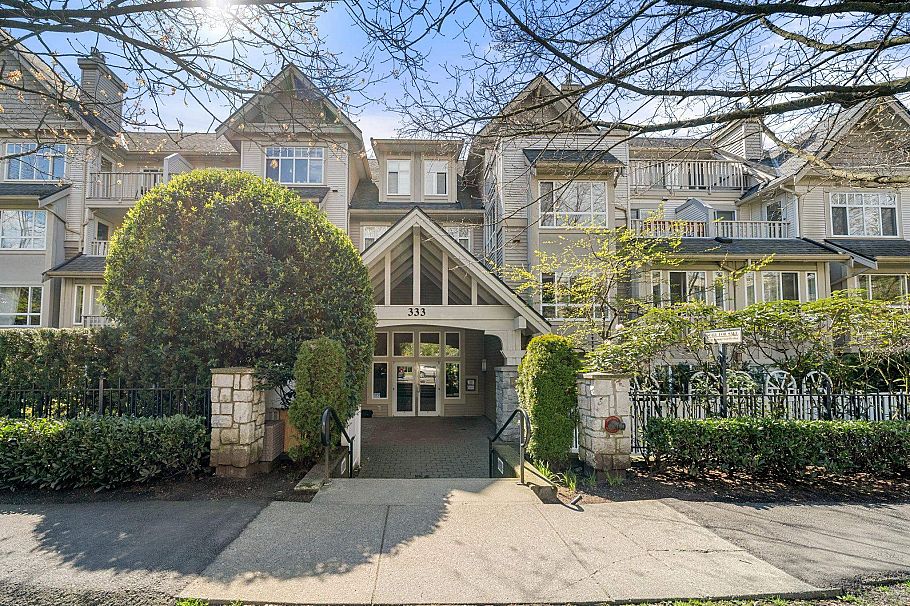 301 333 E 1st Street North Vancouver, BC - 28