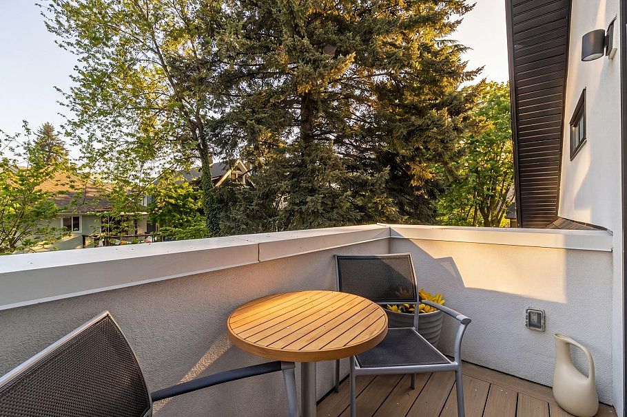 820 W 23rd Avenue Vancouver, BC - 19