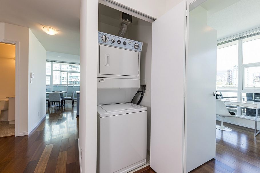 PH1 168 E Esplanade North Vancouver, BC - 26