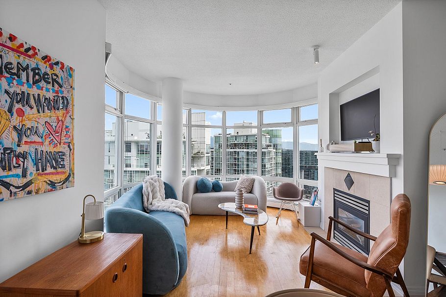 3605 1199 Marinaside Crescent Vancouver, BC - 4