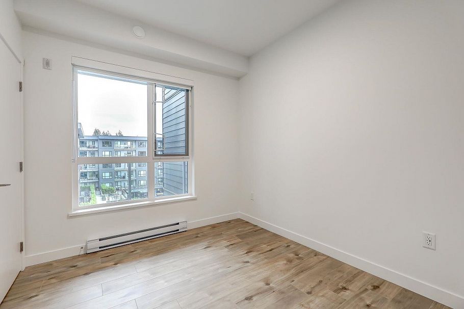 206 3594 Malsum Drive North Vancouver, BC - 21