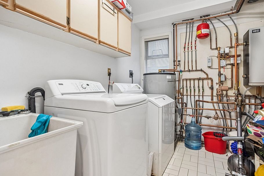 2828 W 23rd Avenue Vancouver, BC - 26