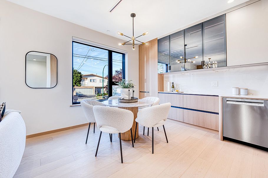 1 968 E 55th Avenue Vancouver, BC - 8